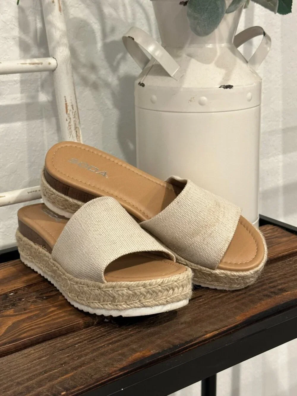 Soda Cream Espadrille Platform Slide Sandals Size 9
